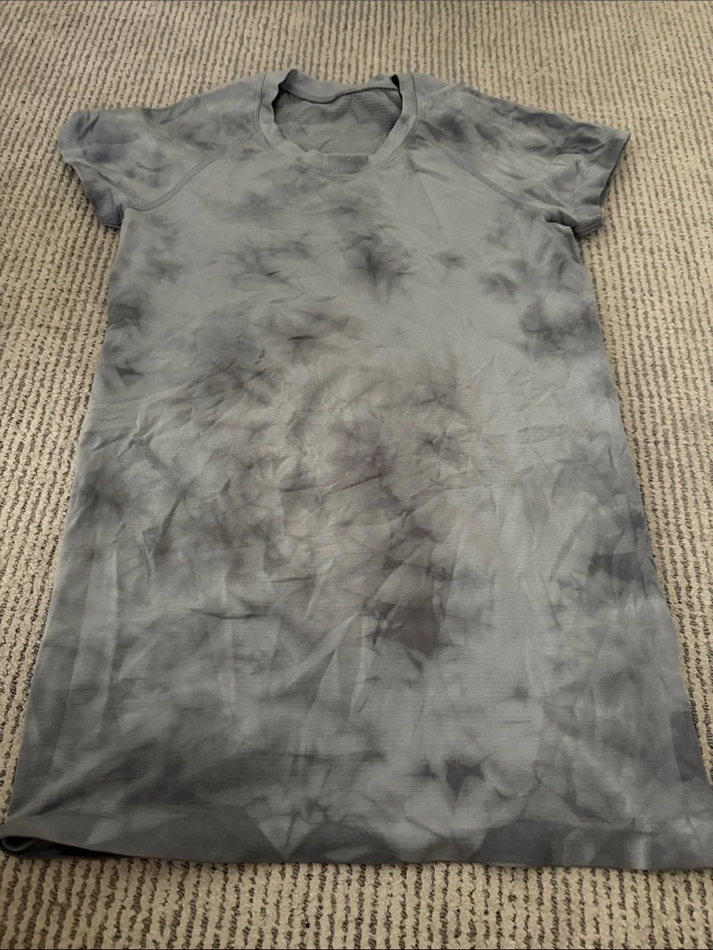Lululemon size 6 Women’s Short-Sleeve Tie-Dye Tee Dress - Gray
